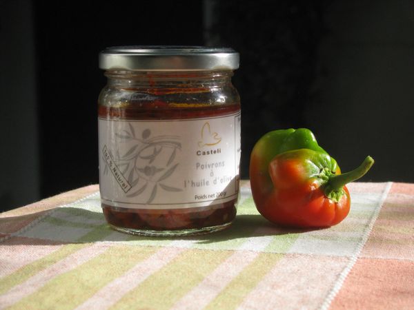 Peppers in olive oil from 튀니지 supplied by CASTELI - Preserved - in Oil 통조림 또는 병에 든 고추