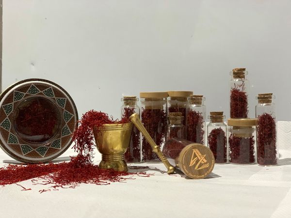 Saffron from 아프가니스탄 supplied by Akaam Zaeefi - Pistils 사프란