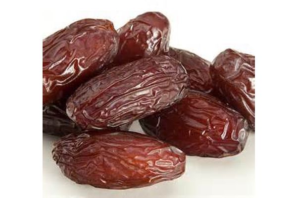 Date from Jordan supplied by Arar Farms (Abdullah Arar Farms Est.) - Yellowish-brown Fresh Date
