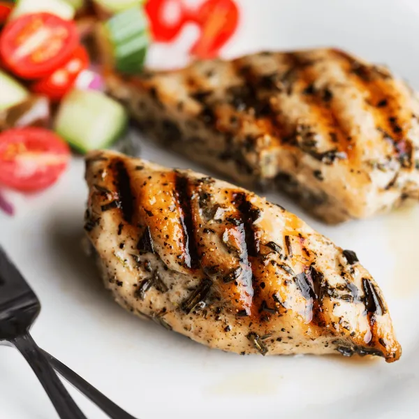 Lean Chicken Breast from 미국 supplied by Meyer Natural Foods - Skinless (=Without Skin) 닭고기 가공품