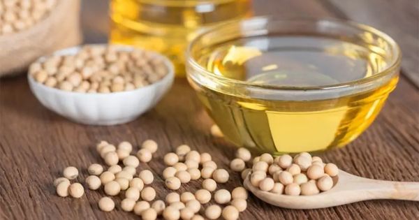 Soybean Oil from United States supplied by CP Vegetable Oil - Yellow Refined Soybean Oil