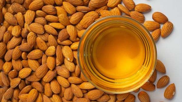 Almond Oil from Mexico supplied by Corporativo Químico SYR - Pure Almond Oil