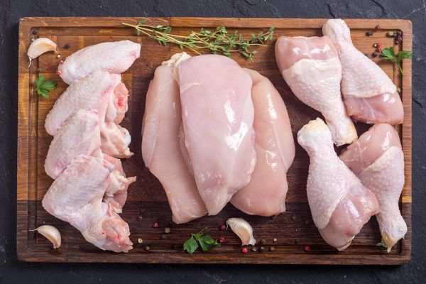 Chicken from 이스라엘 supplied by Basar Meakfar - Breast 냉동 미절단 닭고기