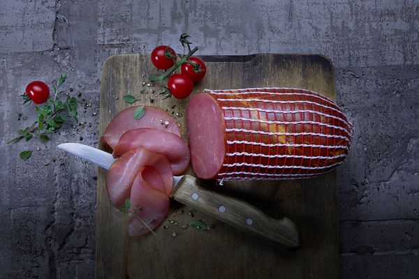 Delicatessen Rolled Fillet of Ham from 독일 supplied by Berschneider GmbH - Cooked 햄