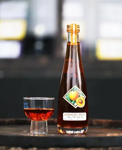 Apricot Wine from 베트남 supplied by ALCOHOL & NATURAL PRODUCT CORPORATION - Bottle 기타 증류주