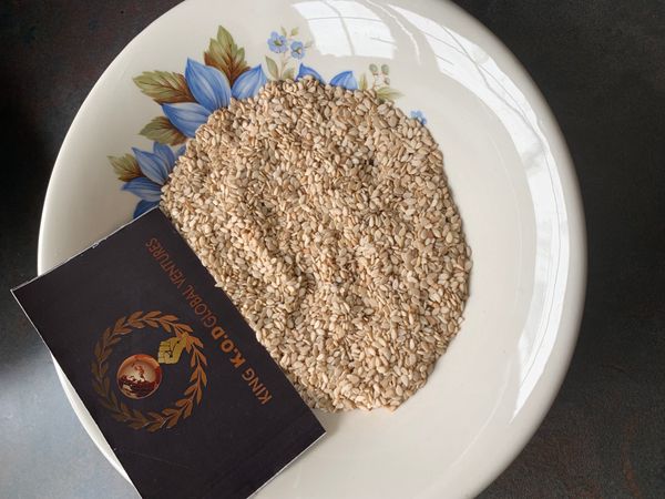 KOD Natural Sesame Seeds from 나이지리아 supplied by Kodgav NG - For Feed 참깨