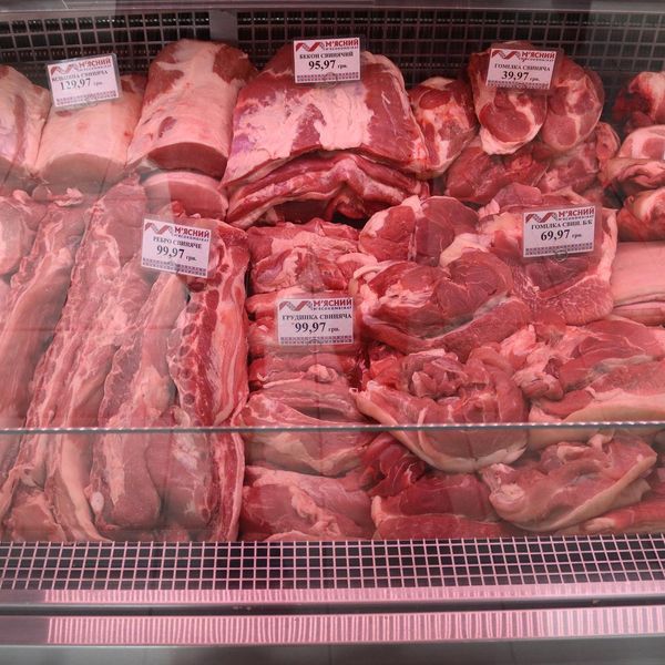 Beef tenderloin from Ukraine supplied by Meat processing plant "Myasniy" - Loin - Tenderloin Fresh Whole Beef