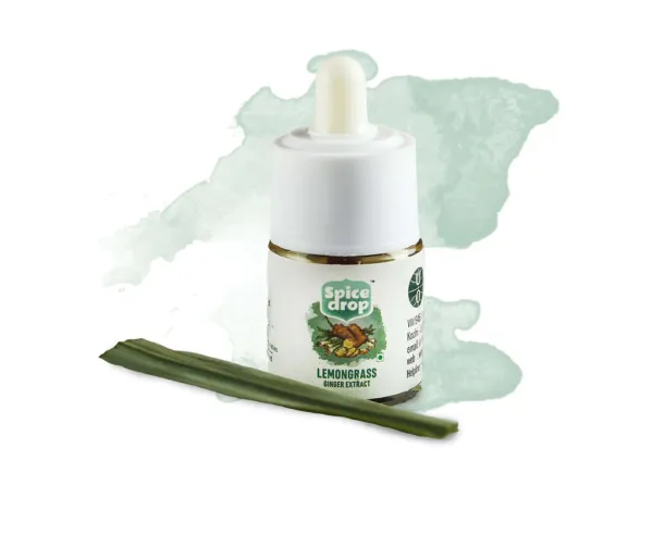 Lemongrass from 인도 supplied by Universal Oleoresins - Dried (=Dehydrated) 레몬그라스