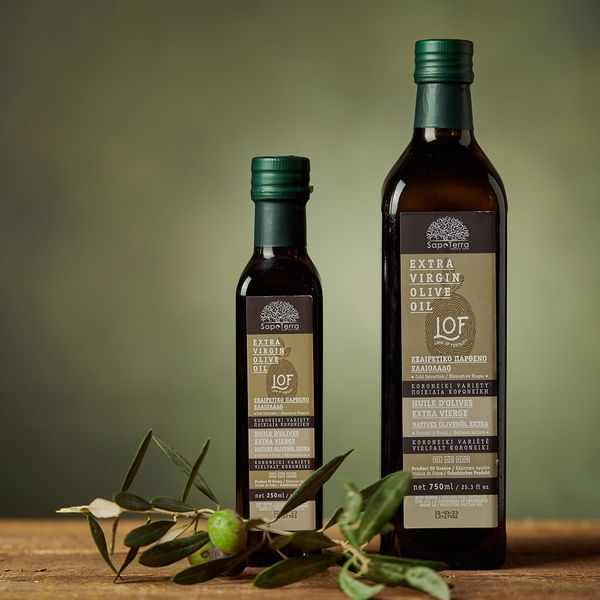 Extra Virgin Olive Oil 750ml from Greece supplied by SapoTerra - golden green Olive Oil