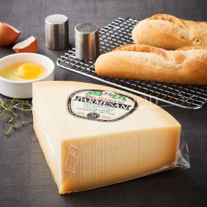 Belgioso Wedged Parmesan Cheese from 태국 supplied by SIAM FOODS EXPRESS (THAILAND) CO., LTD. - Block 파르메산 치즈