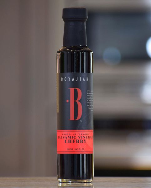 Cherry Balsamic Vinegar from 미국 supplied by Boyajian Inc. - Cherry 식초