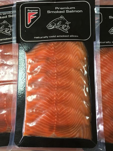 Salmon fillets smoked from 우크라이나 supplied by Flagman Seafood LLC - Fillet 연어