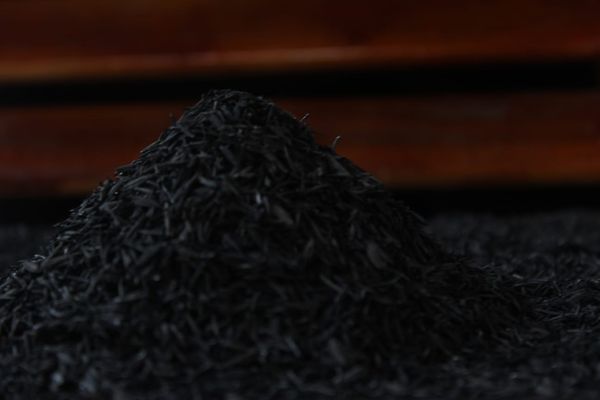 Rice husk charcoal from 인도네시아 supplied by PT. Pusaka Dominari Global - Organic 왕겨