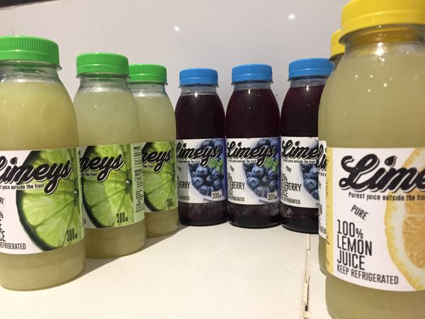 Lemon Juice from 남아프리카공화국 supplied by Limeys Pty Ltd - Yellow 레몬 주스
