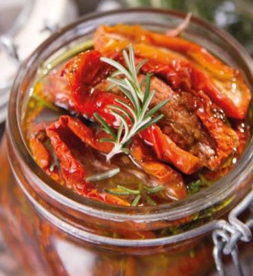 Dried Tomato in Vinegar from 튀르키예 supplied by Spesya - Dried 통조림 또는 병에 든 토마토