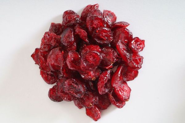 Dried Cranberry from 미국 supplied by Meduri Farms, Inc. - Crumble & Pieces 신선 크랜베리