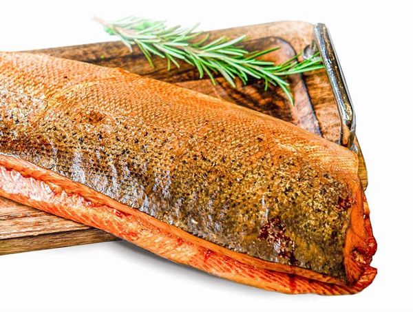 Salmon from 에스토니아 supplied by Avektra OU - Seasoned - Marinated 연어