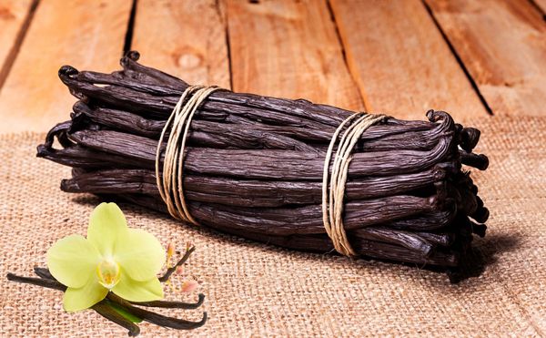 Vanilla from Madagascar supplied by AGROMAN SA - Black Vanilla