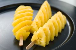 Frozen Brochette Pineapple from 태국 supplied by In Season Foods Ltd. - As per customer's request 신선 파인애플