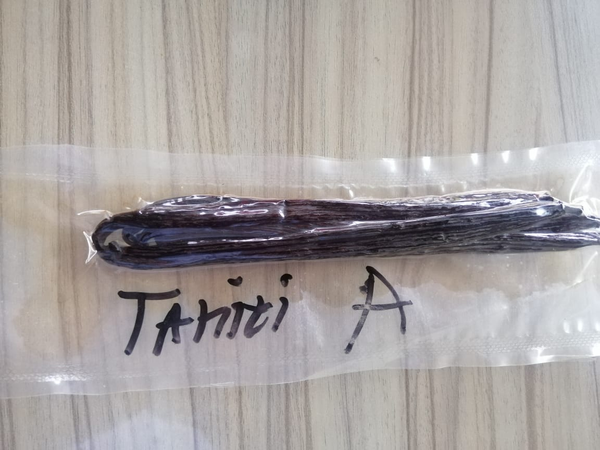 Vanilla Beans from Indonesia supplied by PT. MEJEZ CENTENIAL CEMERLANG - Dried Vanilla