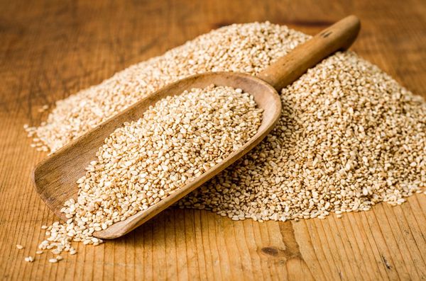 Sesame seed from 수단 supplied by jahjum import and export - Hulled 참깨