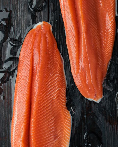 Steelhead Trout from 미국 supplied by Evaqua Farms - Riverence - Roe (=Caviar) 신선 송어 필레