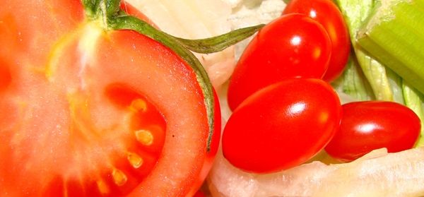 Tomato from 남아프리카공화국 supplied by Fine Bros (Pty) Ltd - Red 신선 토마토