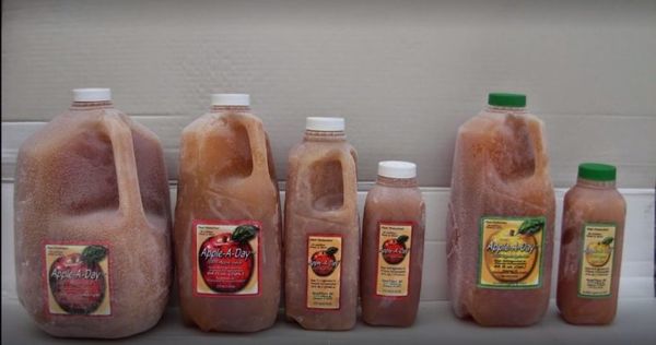 Apple Juice from 미국 supplied by Apple A Day - Cider 사과주스