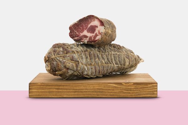 CAPOCOLLO CINTA SENESE from 이탈리아 supplied by Savigni Macelleria Artigianale - Organic 햄