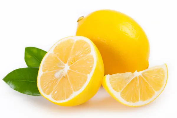 Lemon from Uruguay supplied by Frutisur Cooperativa Agraria de Responsabilidad Limitada - Whole Fresh Lemon