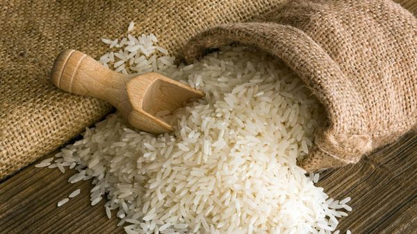 Rice from 파키스탄 supplied by HKM Group - Brown 쌀