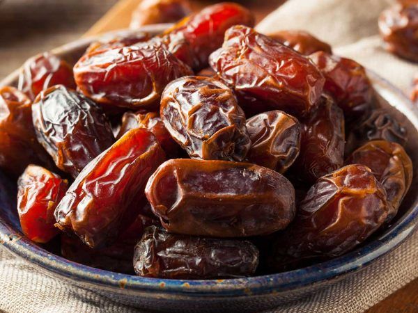 Aseel Dates from Pakistan supplied by Gilano Dates - Conventional Fresh Date