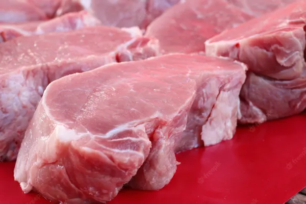 Fresh Pork from United Kingdom supplied by Cranswick plc - Fresh (=Chilled=Raw) Fresh Pork Ham & Shoulder
