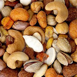 Nuts from 싱가포르 supplied by Ponna Trading Private Limited - 견과류 페이스트 및 퓨레