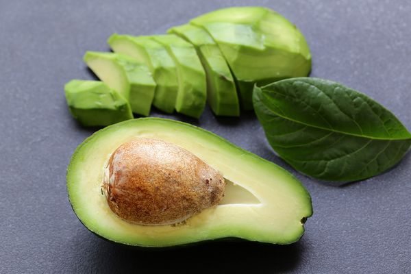 Fresh Avocado from 프랑스 supplied by BEVA Fruits international - 짙은 녹색 신선 아보카도