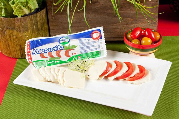 Mozzarella Cheese from Belgium supplied by Euro Delices Distribution - Mozzarella Cheese