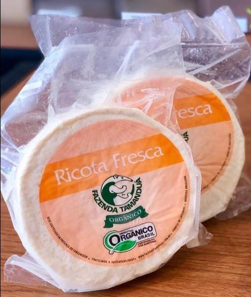 Ricotta Cheese from 브라질 supplied by Mocó Agropecuária Ltda - Round 리코타 치즈