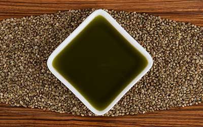 Hemp Seed Oil from 캐나다 supplied by Hemp Production Services (HPS) - Cold Pressed 대마씨 오일