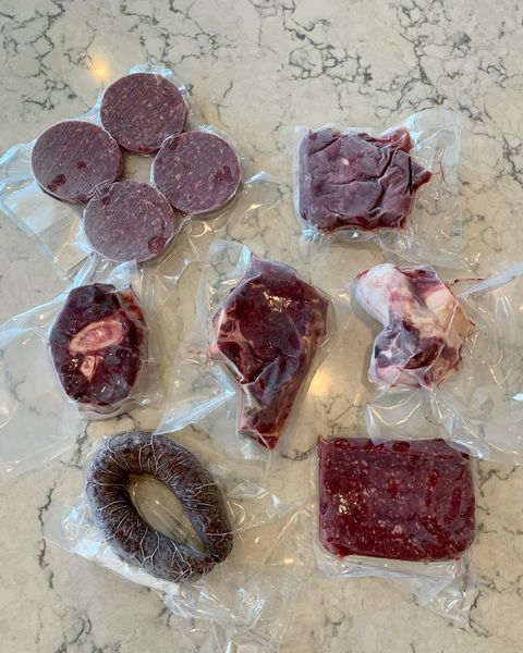 Fresh Beef from 미국 supplied by Woven Stars Farm - 껍질 없음 신선 미절단 소고기