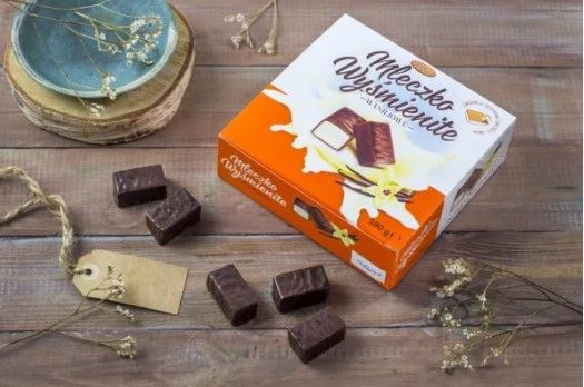 Marshmallow coated with chocolate from 폴란드 supplied by Majami Sp. z.o.o. Sp. K. - Organic 마쉬멜로