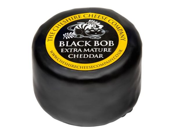 Black Bob Extra Mature - Waxed Truckle from 영국 supplied by Cheshire Cheese Company - AOP (=Appellation d'Origine Protégée) 체다 치즈