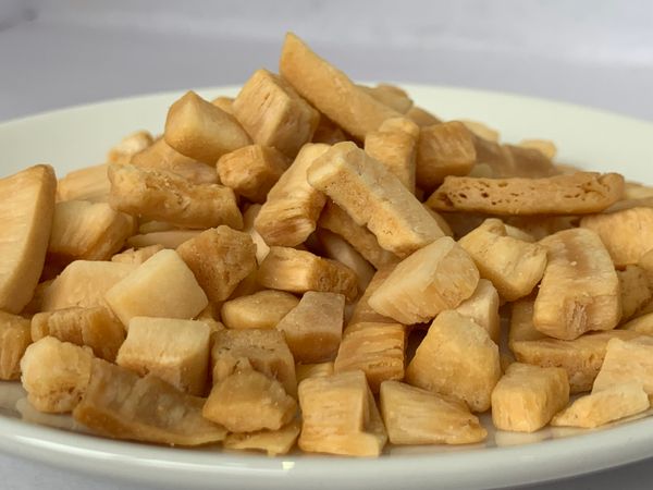 Coconut Chunks from 말레이시아 supplied by Bestime Global Sdn Bhd - As per customer's request 코코넛 가공품