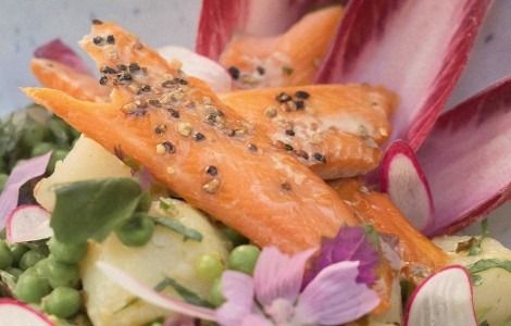 smoked trout from 영국 supplied by Black Mountains Smokery - Smoked 냉동 송어