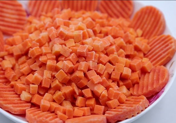 Frozen Carrot from 폴란드 supplied by Abroda - 냉동 당근