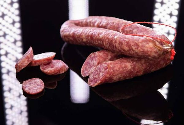 Salami from 독일 supplied by Meat Cracks Technologie - Pork Sausage 살라미