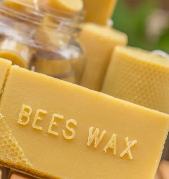 Beeswax from Argentina supplied by Geomiel S.A. - Yellow Beeswax