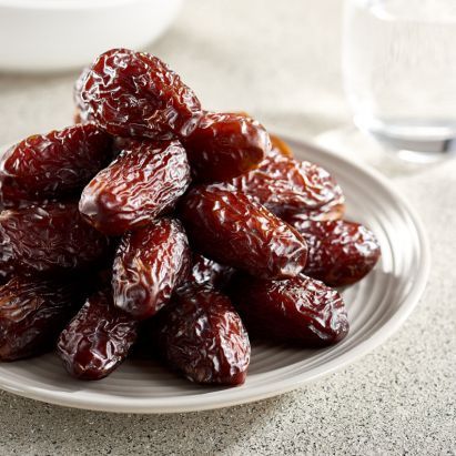 Dried Date from 아랍 에미리트 연합국 supplied by Bateel International - Dried 말린 대추야자