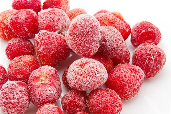 Frozen Whole Strawberries from Turkiye supplied by TDF Turkish Dried Fruits - Red Fresh Strawberry