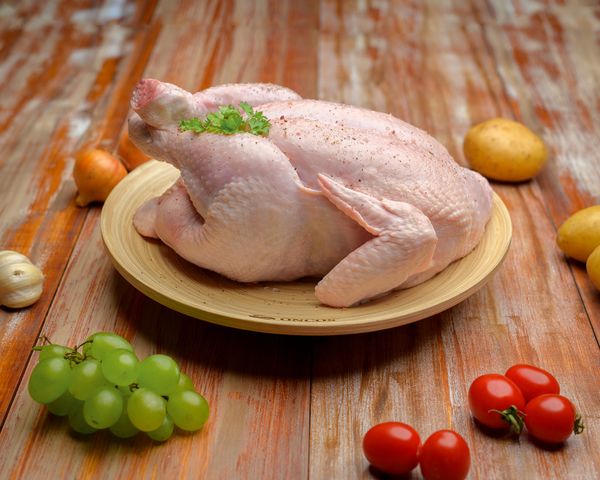 Fresh Chicken Meat from Romania supplied by ONCOS GROUP - Leg Quarter Frozen Whole Chicken