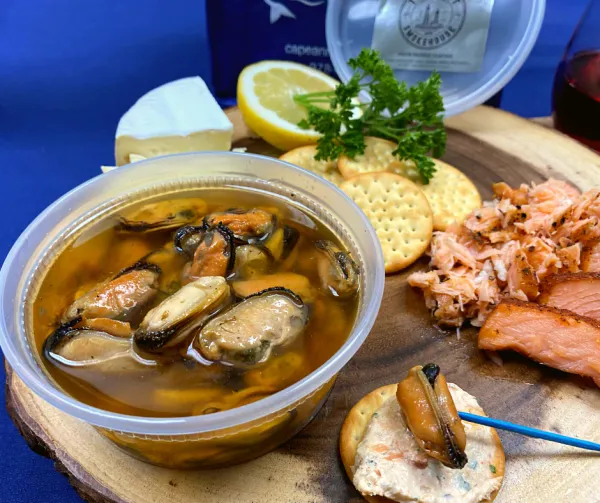 Smoked Mussels from 미국 supplied by Twin Light Smoke House - Smoked 냉동 홍합